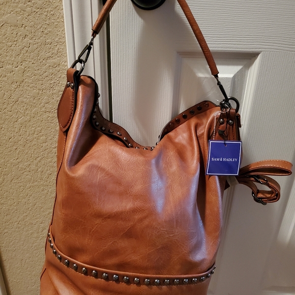 Sam & Hadley - Picture 2 of 2